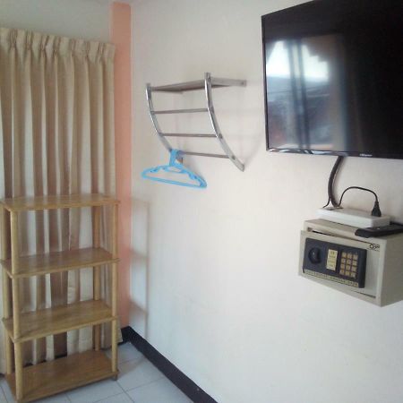 M & A Guesthouse HHQ Extérieur photo