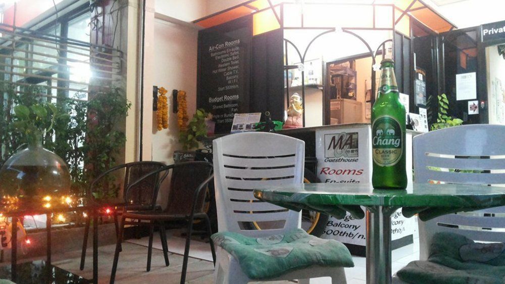 M & A Guesthouse HHQ Extérieur photo