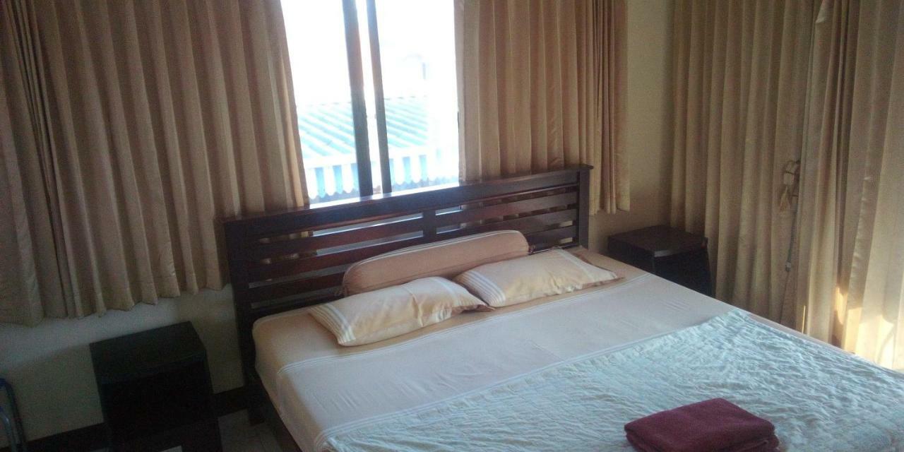 M & A Guesthouse HHQ Extérieur photo